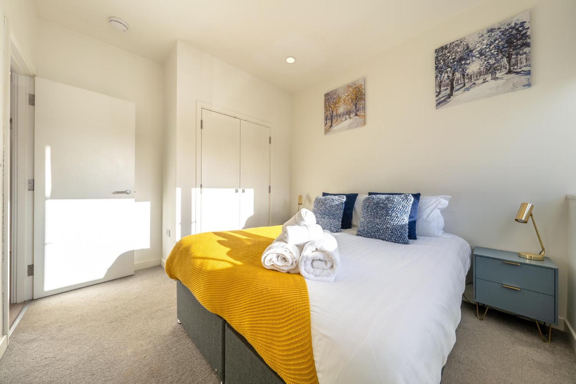 Luxury 1 Bedroom Serviced Apartment With Roof Terrace & Gym Stevenage Kültér fotó