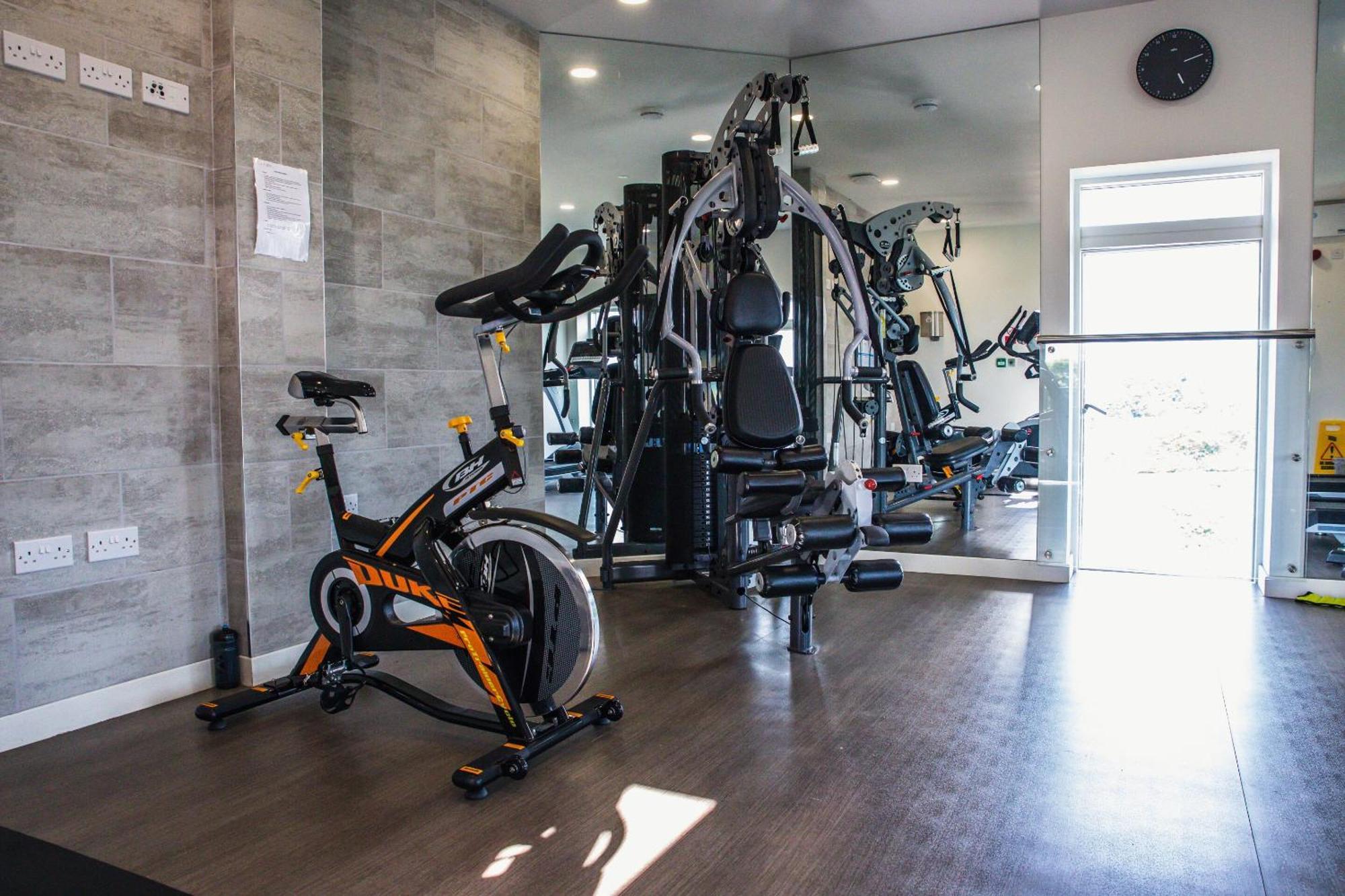 Luxury 1 Bedroom Serviced Apartment With Roof Terrace & Gym Stevenage Kültér fotó