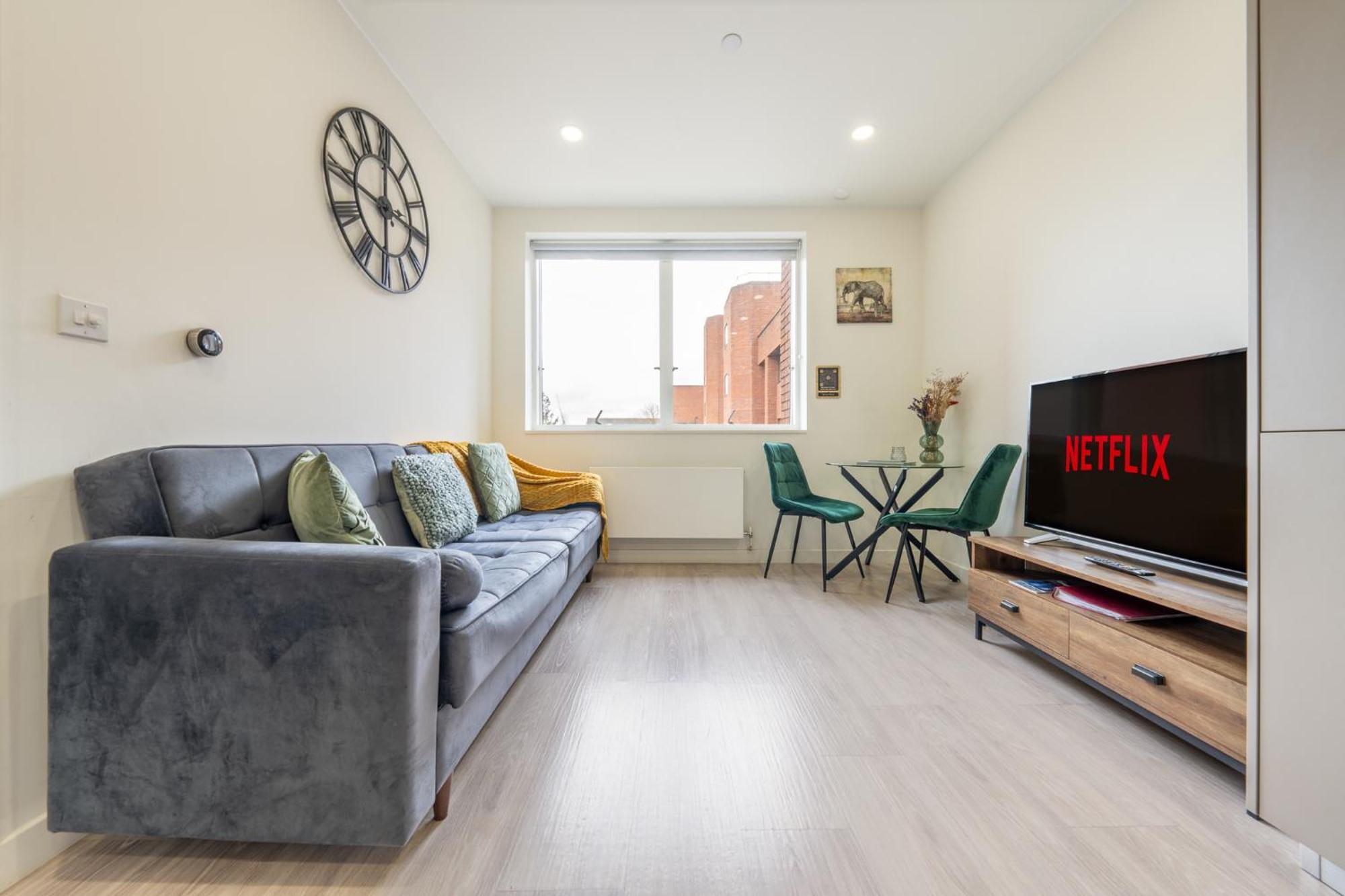 Luxury 1 Bedroom Serviced Apartment With Roof Terrace & Gym Stevenage Kültér fotó