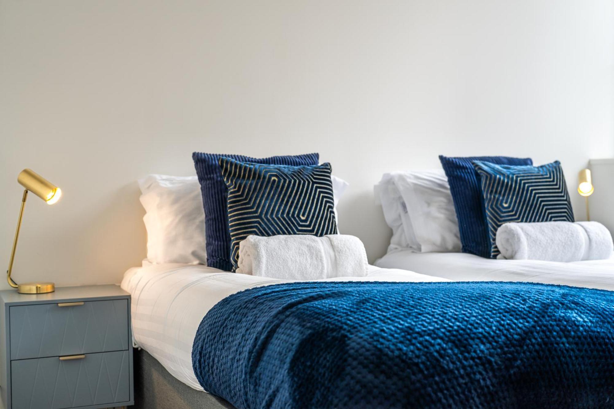 Luxury 1 Bedroom Serviced Apartment With Roof Terrace & Gym Stevenage Kültér fotó